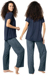 Short Sleeve Shirt Cooling Pajama Set image number 3