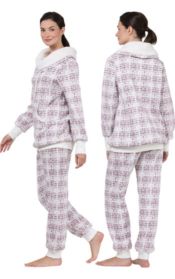 Model wearing Light Pink Print Roll-neck Pajama Set for Women, facing away from the camera and then to the side