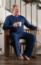 Men's Comfort Club Henley Pajamas image number 1
