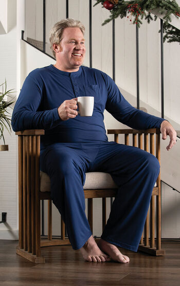 Men's Comfort Club Henley Pajamas