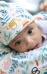 Garden Party Baby Hat and Swaddle image number 1