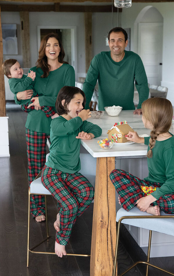 Red & Green Plaid Cotton Flannel Christmas Matching Family Pajamas image number 2