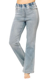 High-Waist Bootcut Jeans image number 0