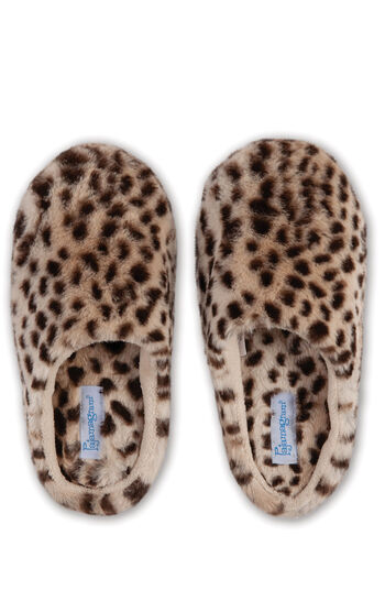 A view of the Leopard Fuzzy Wuzzies slippers from overhead