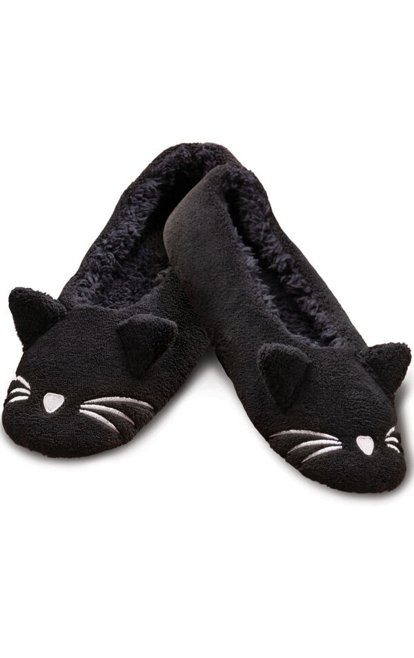 Model wearing Kitty Slippers for Women image number 0