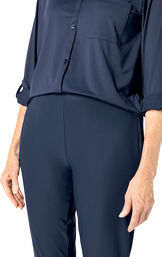 Convertible Sleeve Shirt and Jogger Cooling Pajama Set image number 5
