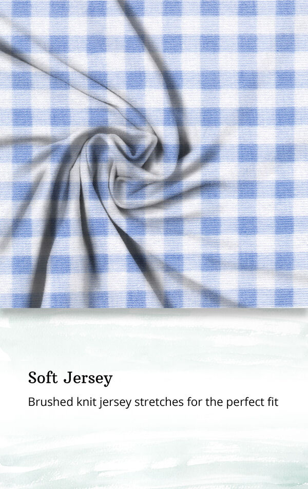 Soft Jersey - Brushed knit jersey stretches for the perfect fit image number 4