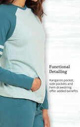 Functional Detailing - Kangaroo pocket, side pockets and hem drawstring offer added benefits image number 3