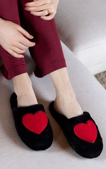 Sweetheart Fleece Slippers - Black and Red