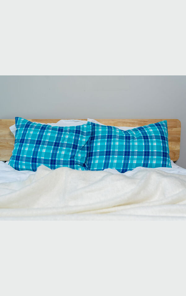 Wintergreen Plaid Pillowcase - 2 Pack image number 0