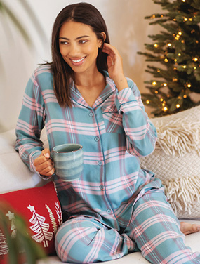 Click to View Women's Flannel Pajamas